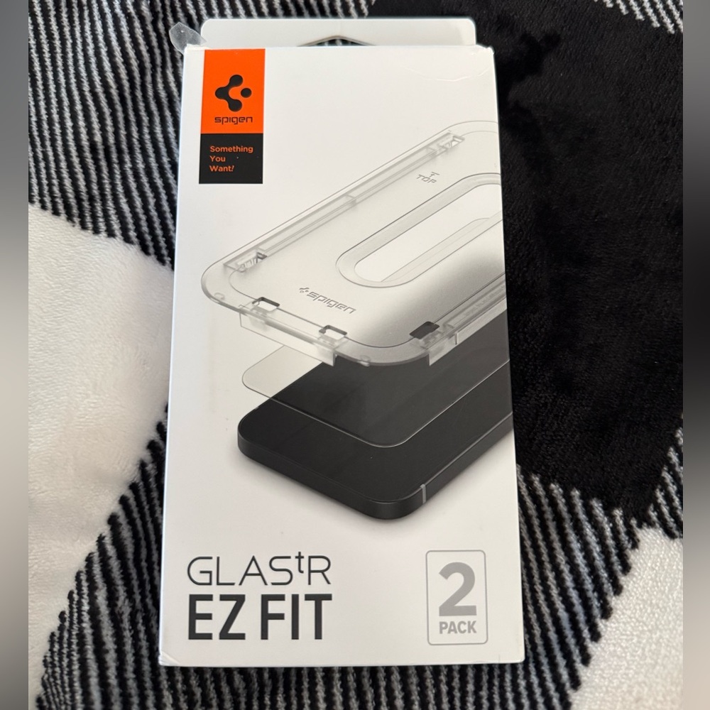 1 Pack- iPhone 14 Pro Max Spigen Screen Protector - Clear with accessories